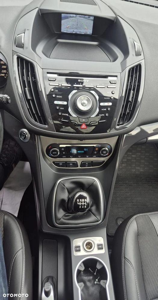 Ford Kuga 2.0 TDCi 4x4 Titanium - 22