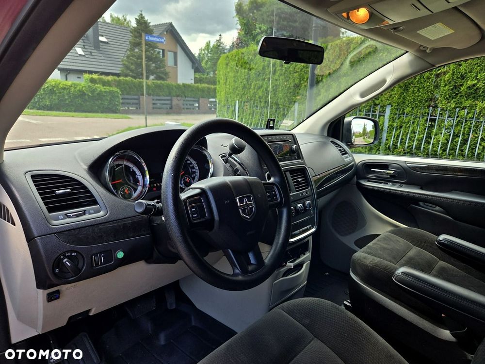 Dodge Grand Caravan 3.6 Express - 9