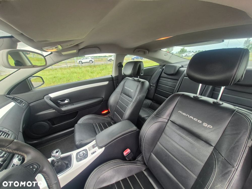 Renault Laguna 2.0 dCi Monaco GP - 11