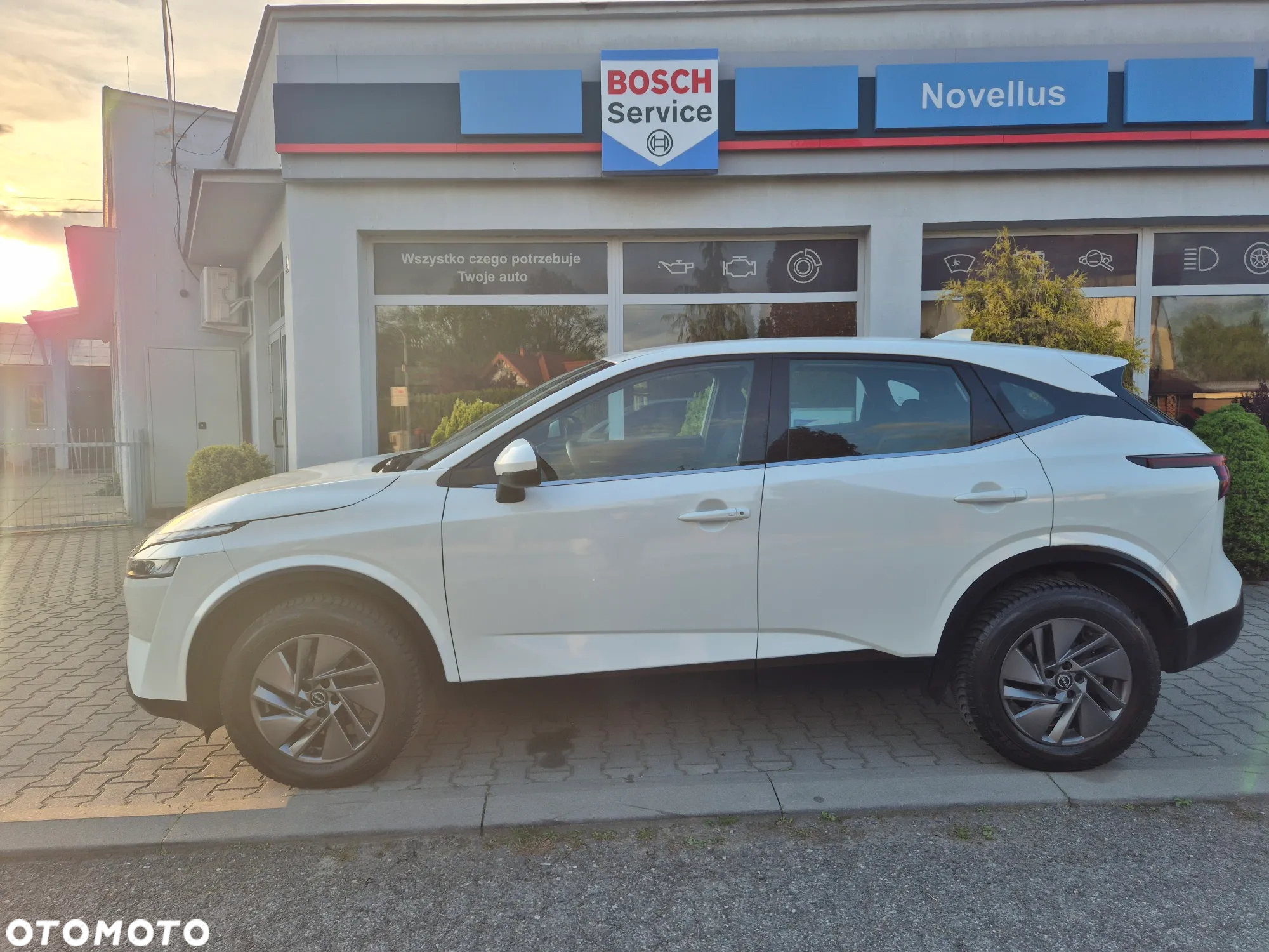 Nissan Qashqai 1.3 DIG-T mHEV Acenta Xtronic - 3