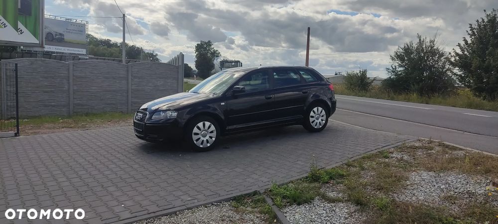 Audi A3 Sportback 1.6 Ambition - 2