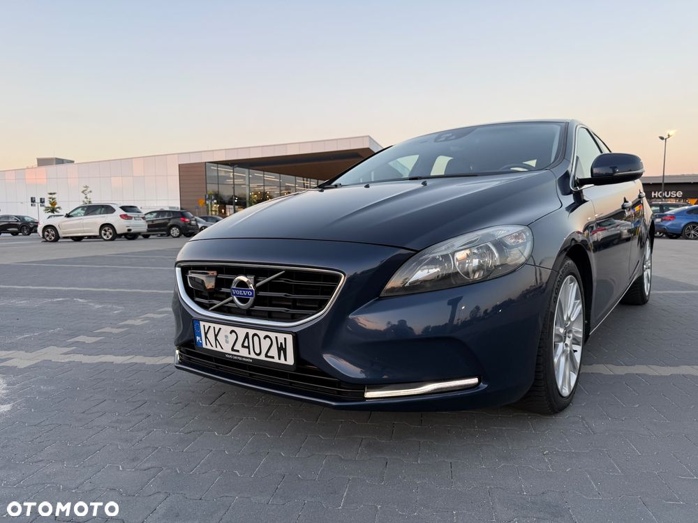 Volvo V40 D2 Summum - 12