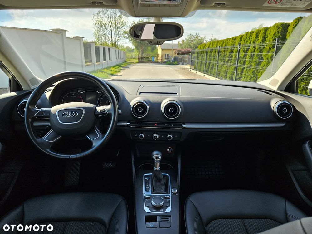 Audi A3 Sportback 2.0 TDI S tronic - 21