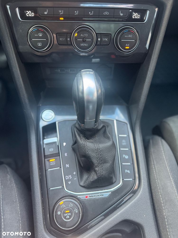 Volkswagen Tiguan Allspace 2.0 TSI 4Mot Highline DSG 7os - 9