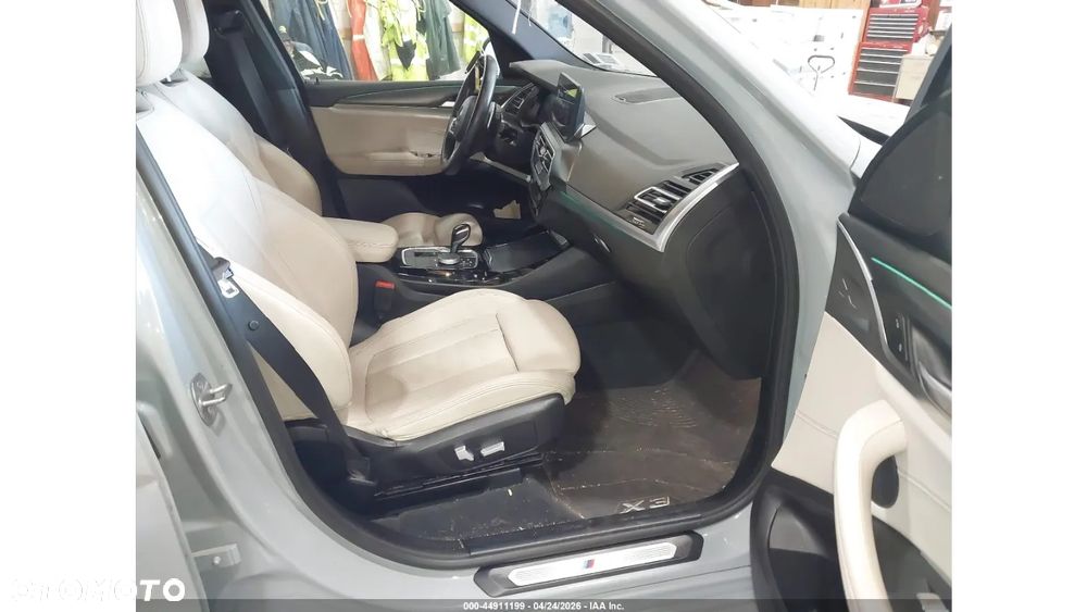 BMW X3 xDrive20i M Sport - 4