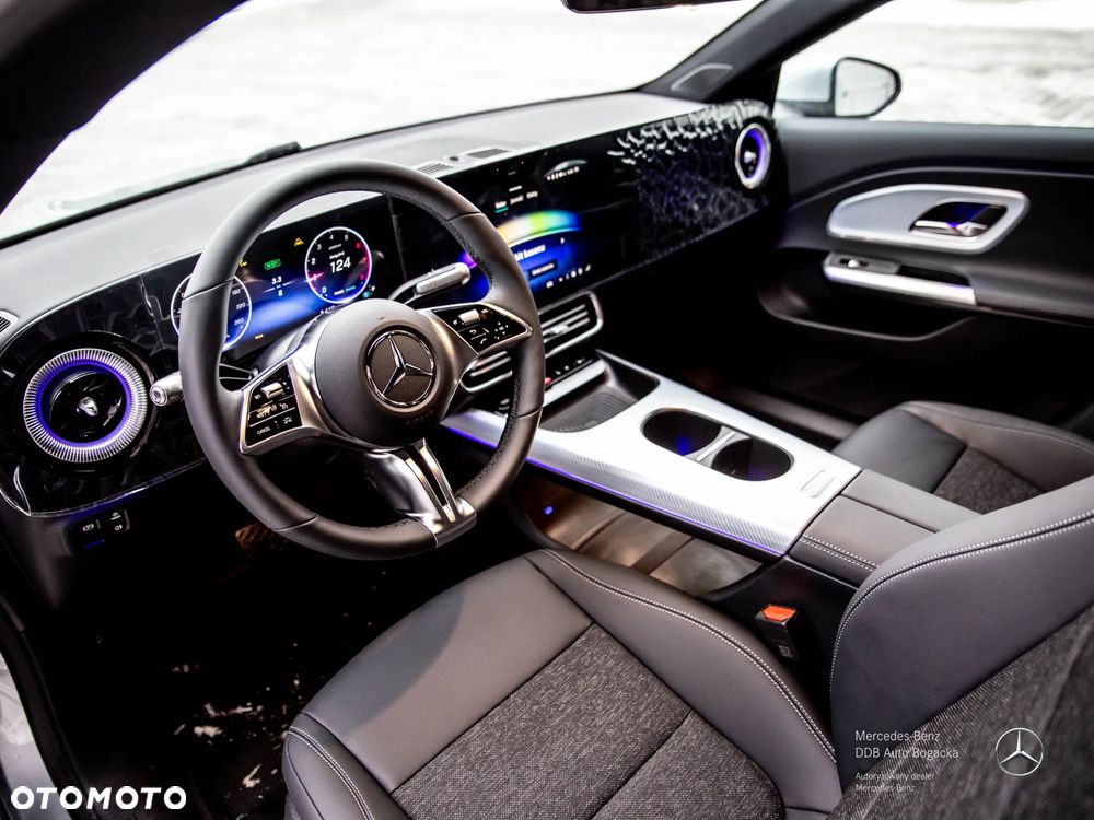 Mercedes-Benz CLA 200 mHEV 8G-DCT - 7