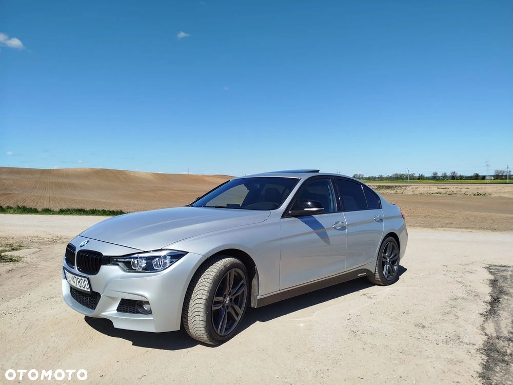 BMW Seria 3 328i xDrive Sport Line - 4