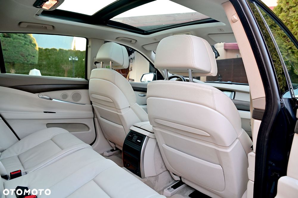 BMW Seria 5 530d xDrive - 8