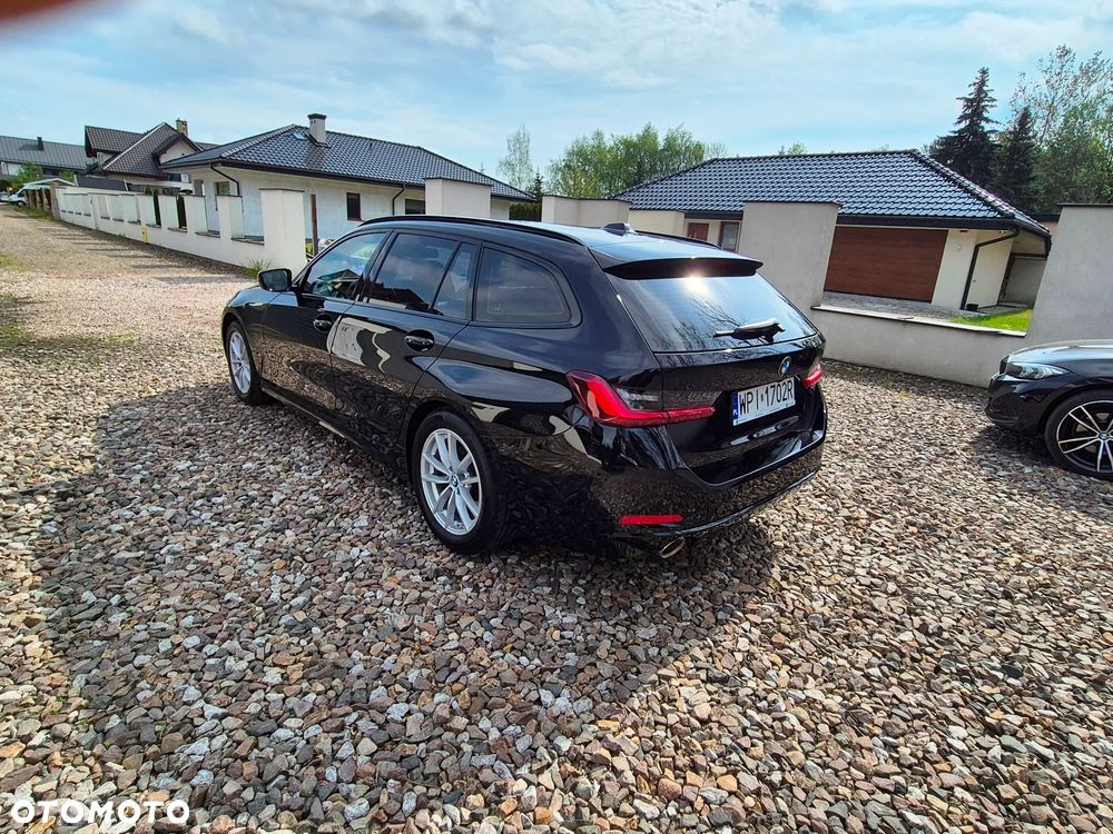 BMW Seria 3 320i Sport Line - 4