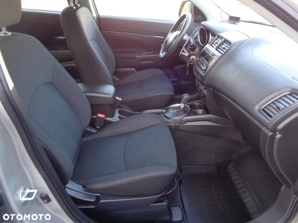 Mitsubishi ASX - 19