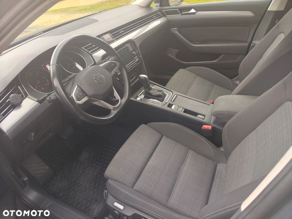 Volkswagen Passat 2.0 TDI EVO Business DSG - 10