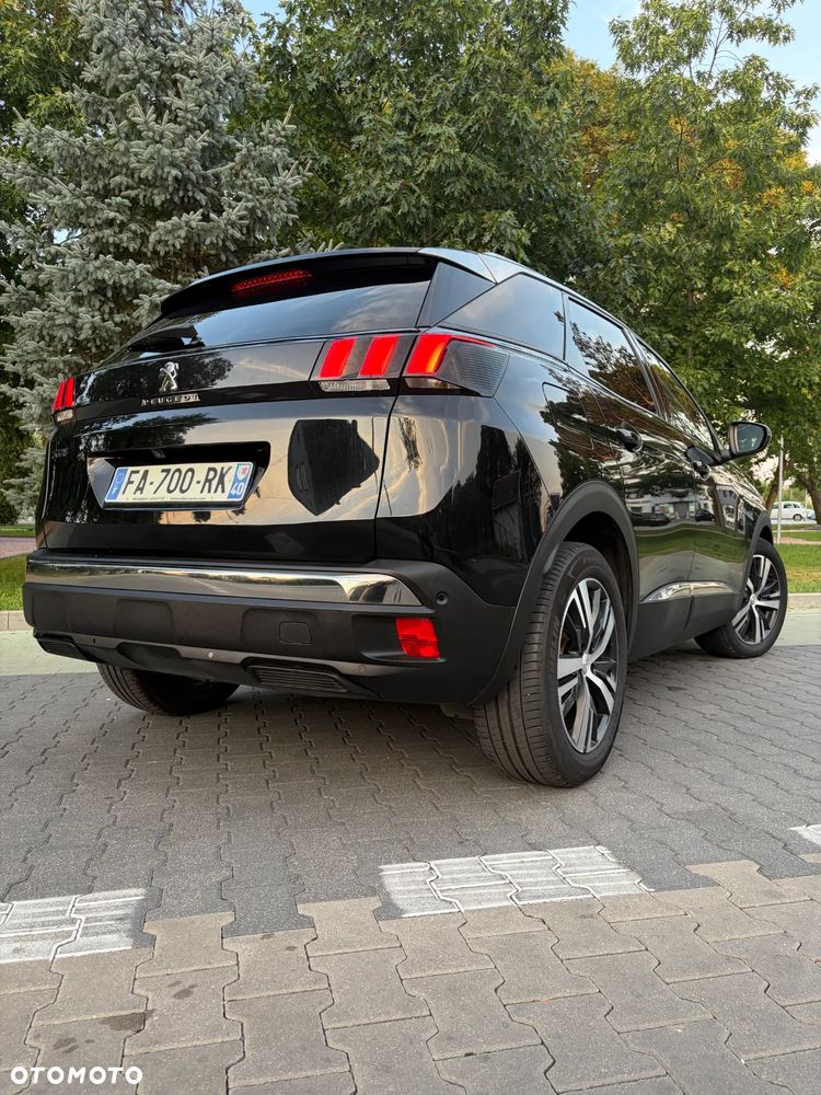 Peugeot 3008 1.5 BlueHDi Active S&S EAT8 - 32