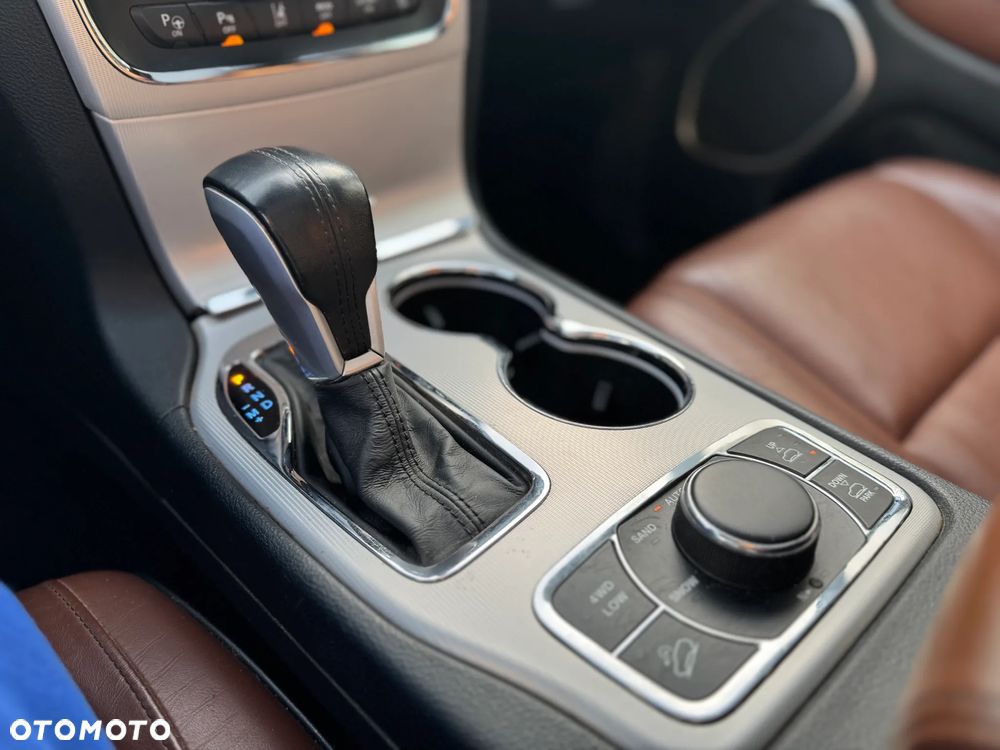 Jeep Grand Cherokee 5.7 V8 HEMI Summit - 22