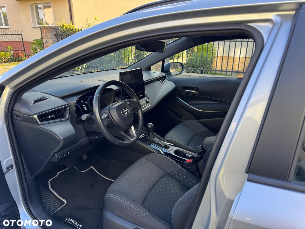Toyota Corolla 1.8 Hybrid Comfort - 8