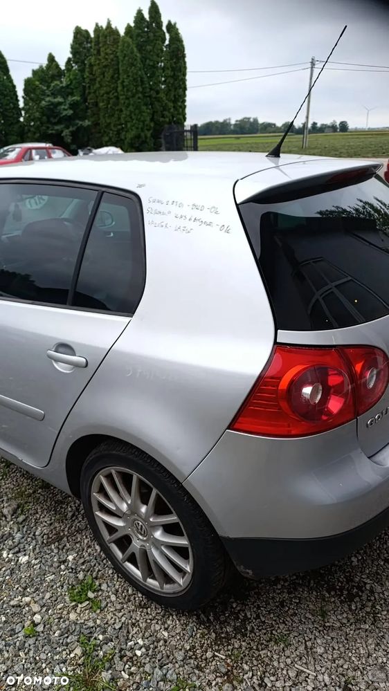 35501 Volkswagen golf V 2.0 TDI BKD 140 km na części skrzynia KNS lakier LA7W - 14