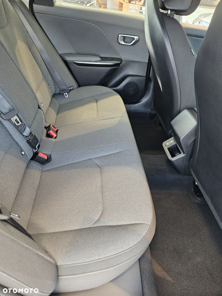 Kia K4 1.6 T-GDI M - 10