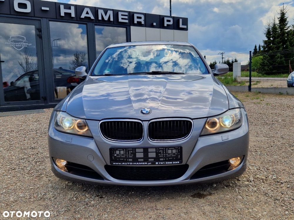BMW Seria 3 318d - 28