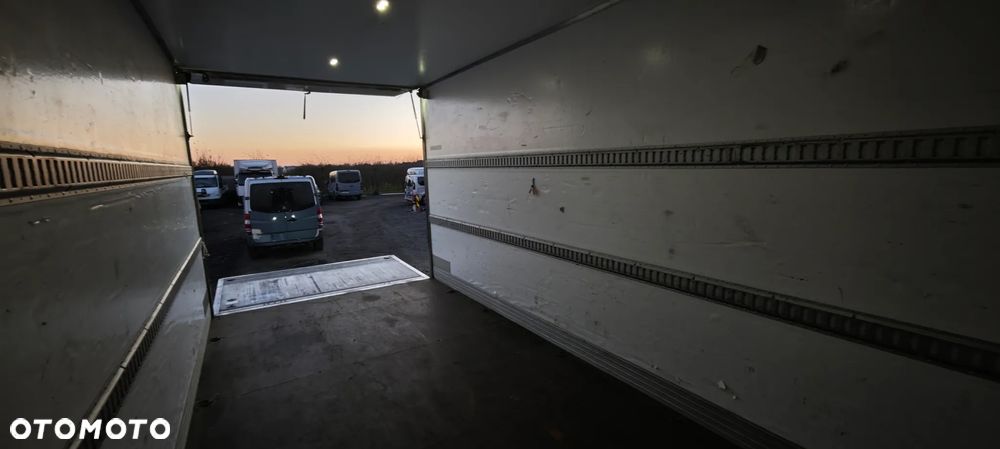 Mitsubishi Fuso Canter - 24