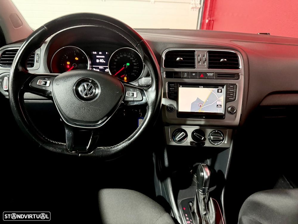 VW Polo 1.4 TDi Lounge DSG - 31