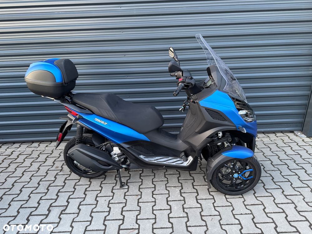 Piaggio MP-3 - 3