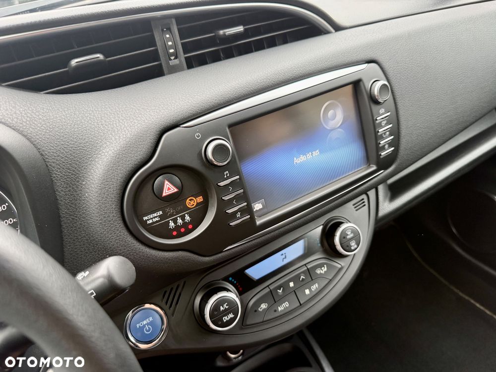 Toyota Yaris 1.5 VVT-i Y20 Club - 31
