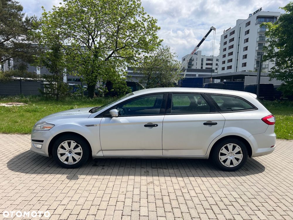 Ford Mondeo 2.0 TDCi Ambiente - 2