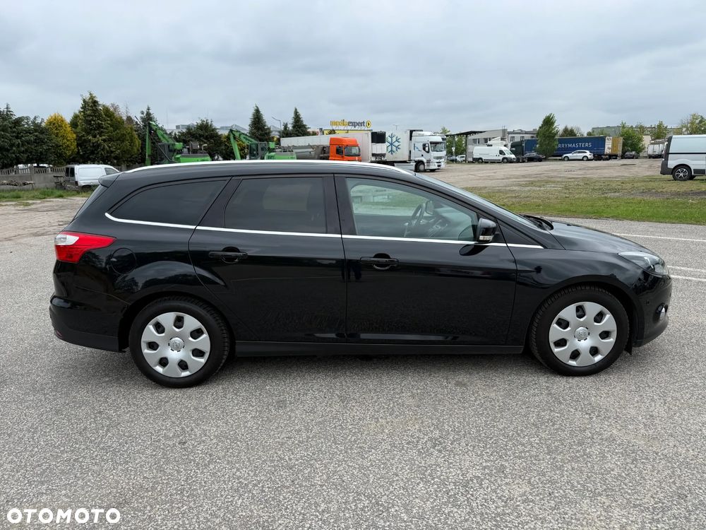 Ford Focus SW 1.0 EcoBoost Titanium - 11