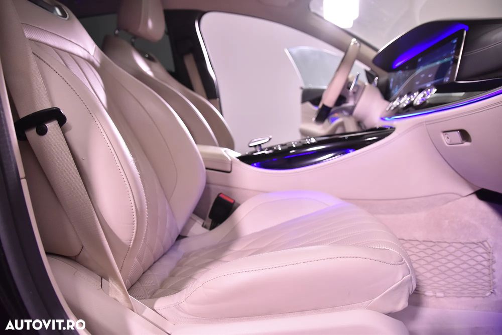 Mercedes-Benz AMG GT 4-door Coupe 63 S 4Matic+ - 11