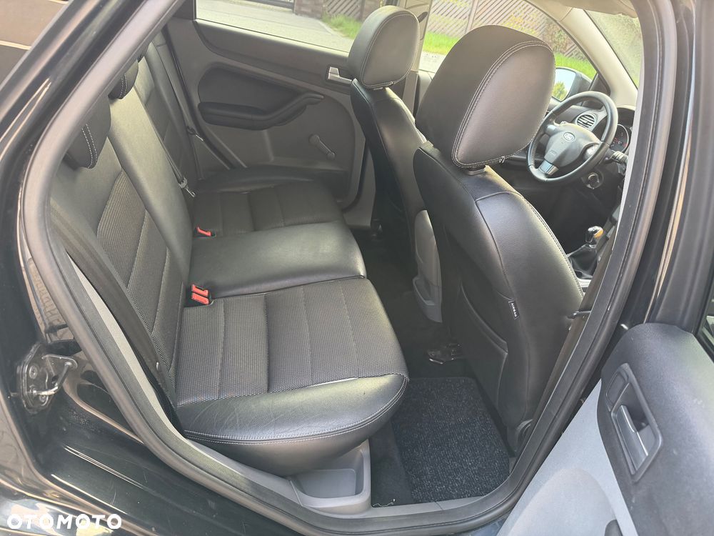 Ford Focus 1.6 TDCi Sport - 10