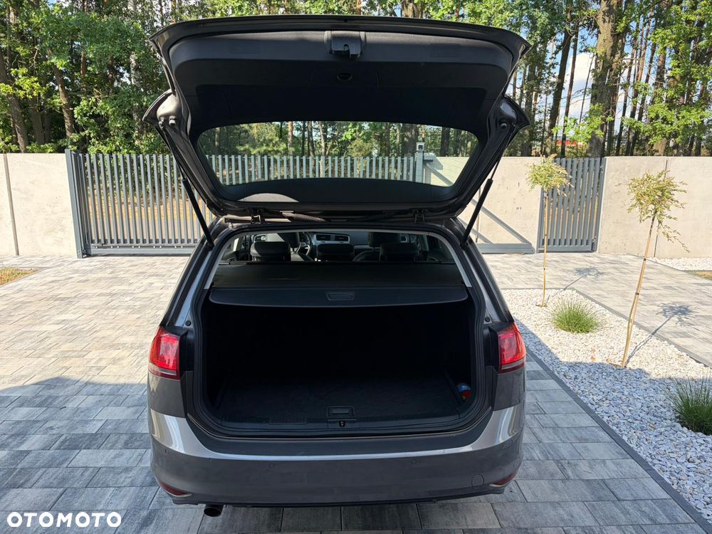 Volkswagen Golf 1.6 TDI BlueMotion Technology DSG Lounge - 3