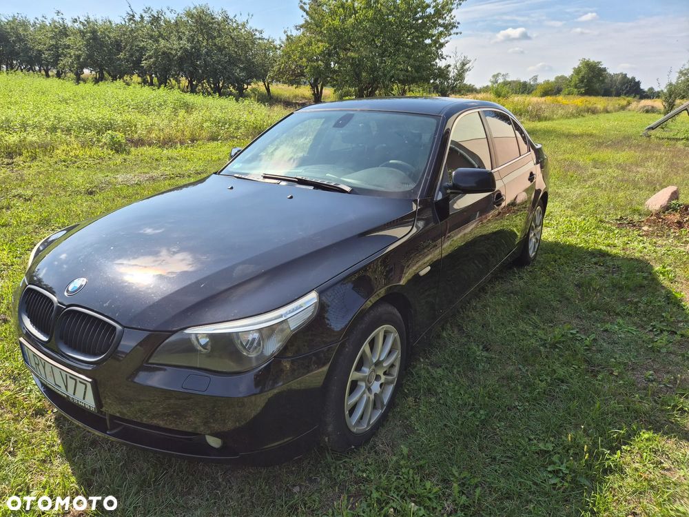 BMW 5 2005 photo 2