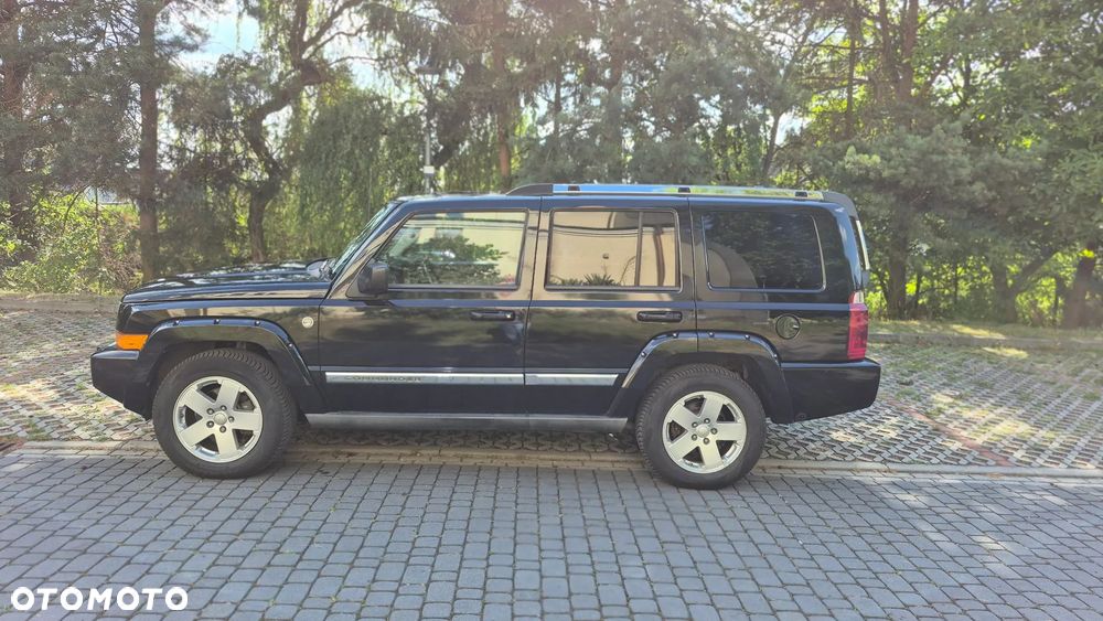 Jeep Commander 5.7 V8 Limited - 9