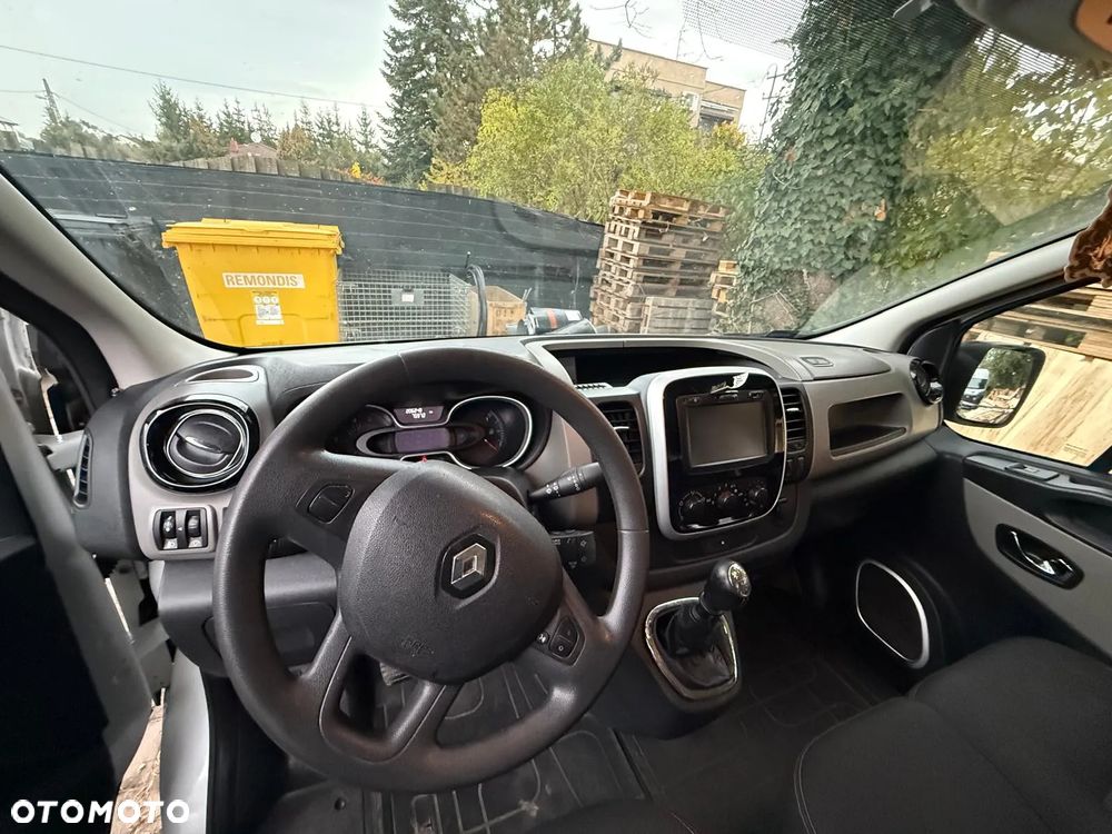 Renault TRAFIC - 6
