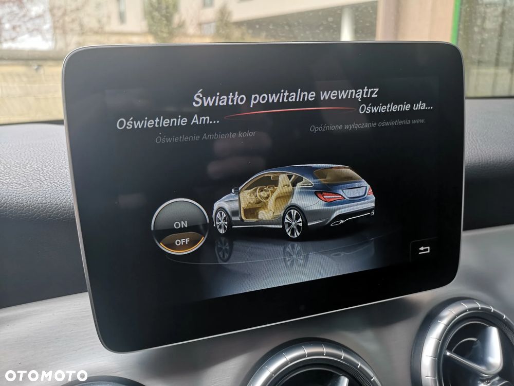 Mercedes-Benz CLA 180 7G-DCT AMG Line - 18