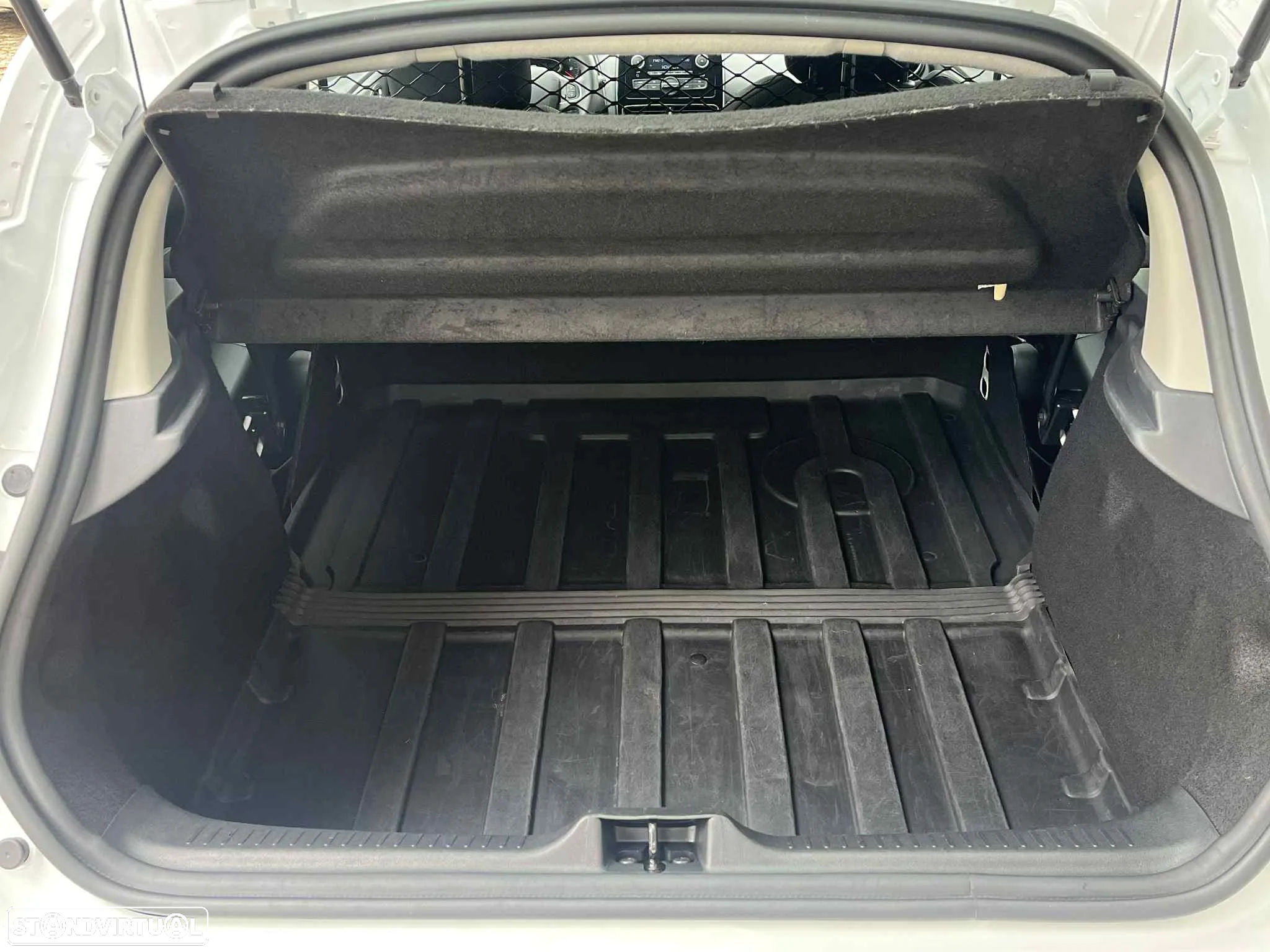 Renault Clio IV Van 1.5 dCi 75cv - 23
