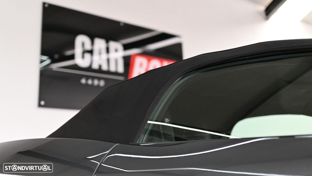 Jaguar F-Type 2.0 i4 Chequered Flag - 21