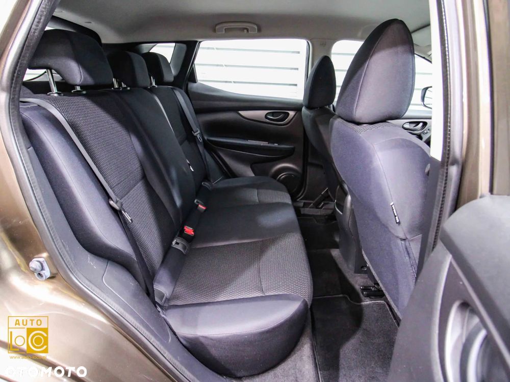 Nissan Qashqai 1.5 dCi N-Connecta - 11