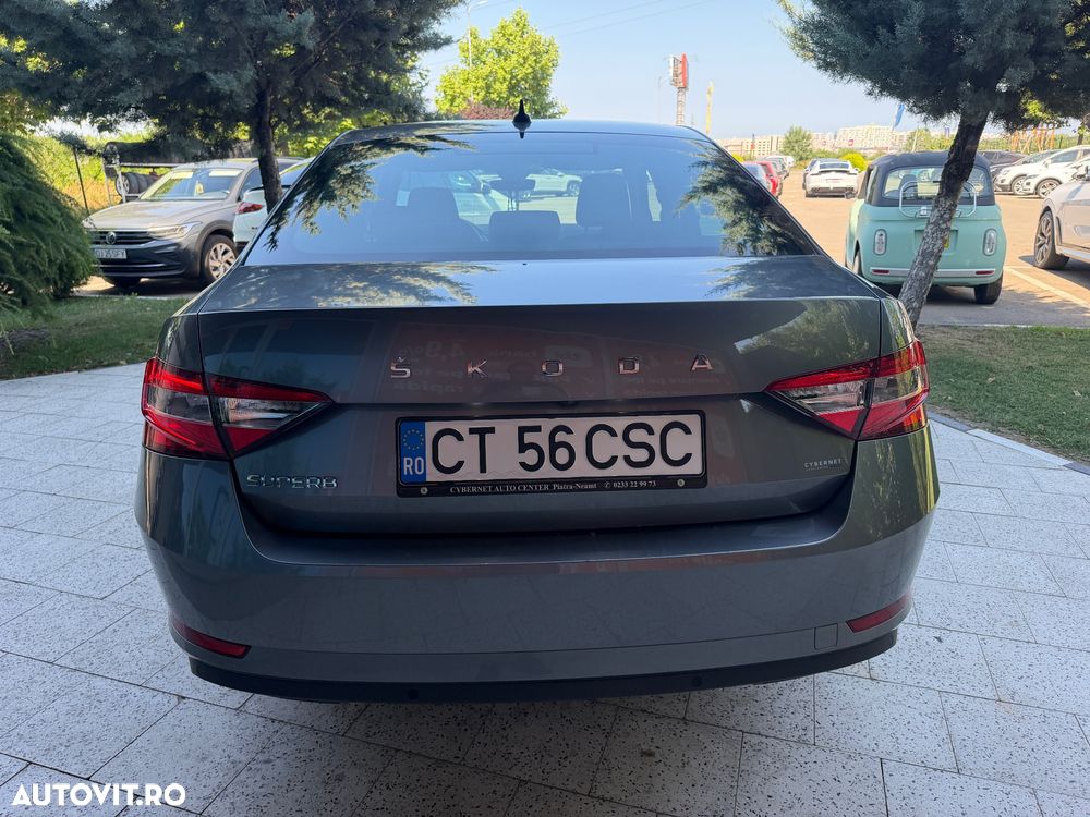 Skoda Superb 2.0 TDI DSG Ambition - 15