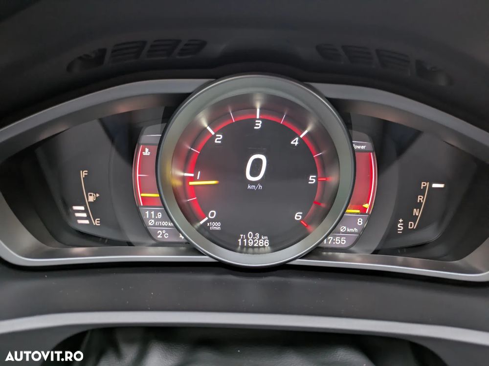 Volvo V40 D3 Aut Summum - 30