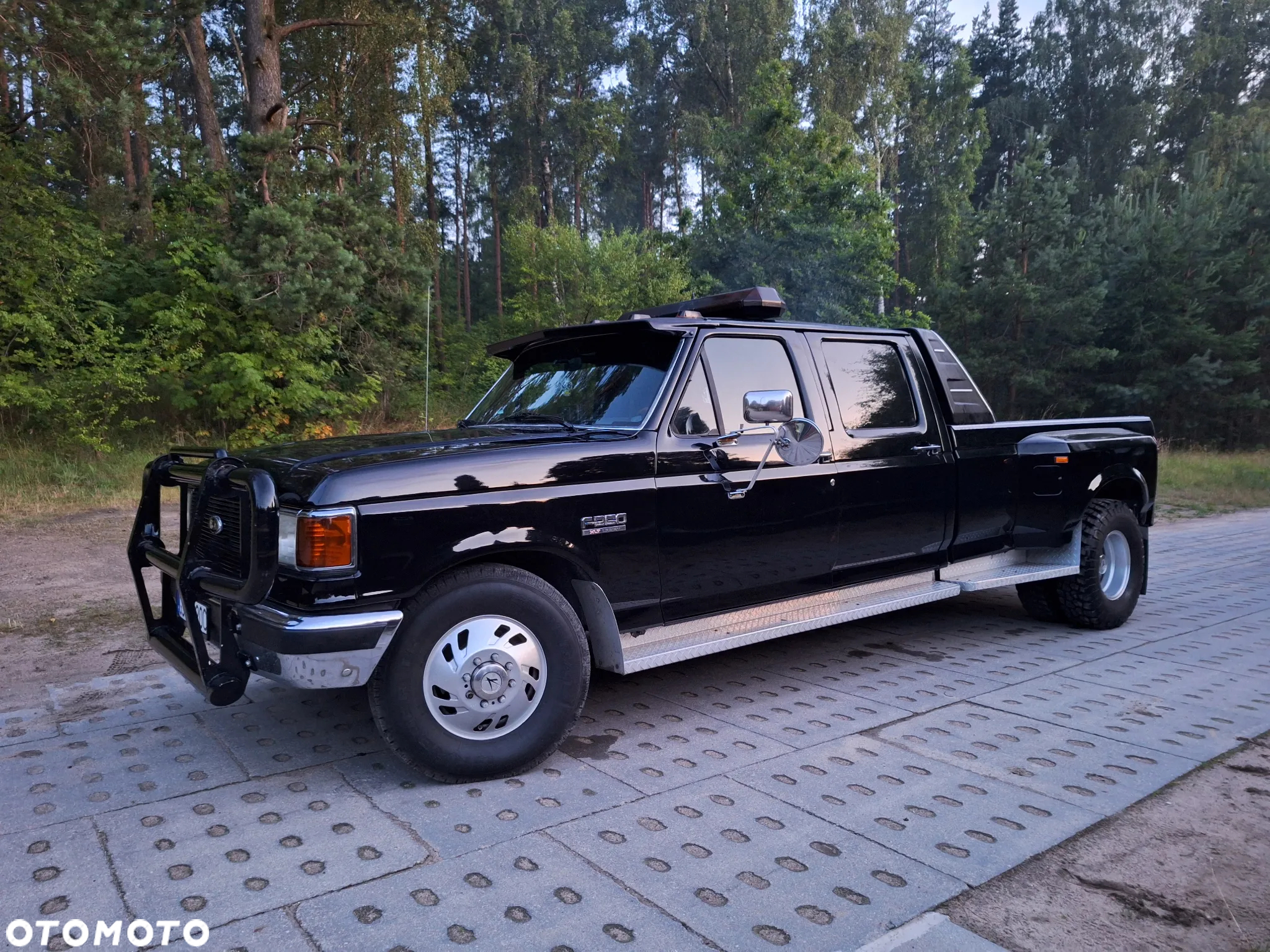 Ford F350 - 2