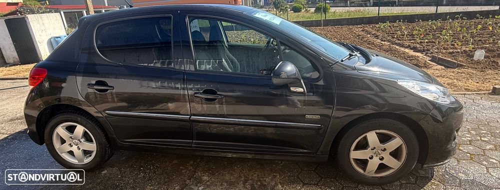 Peugeot 207 1.4 HDi Sport - 2