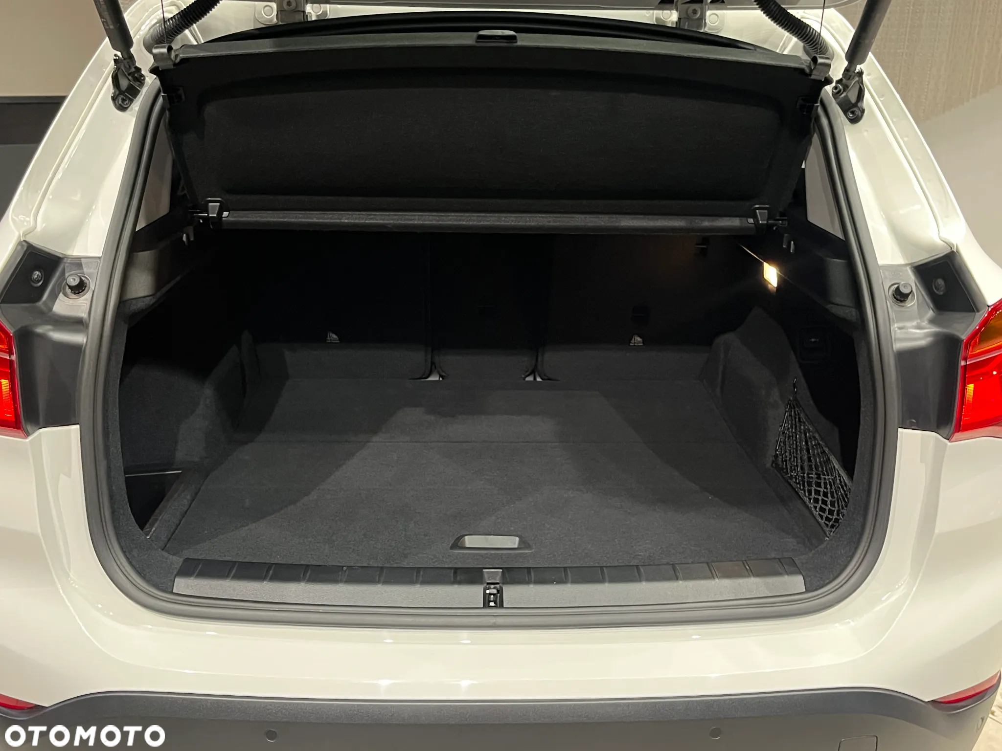 BMW X1 sDrive18i - 8