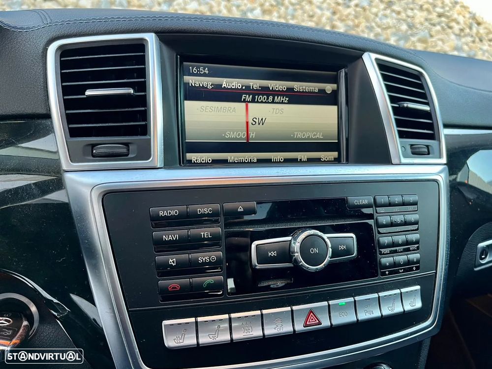 Mercedes-Benz GL 350 - 38