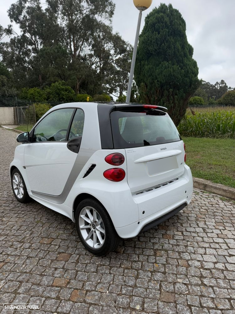 Smart ForTwo Coupé 0.8 cdi Passion 54 Softouch - 3