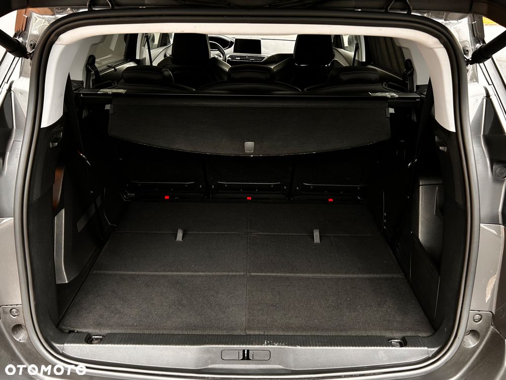 Peugeot 5008 1.5 BlueHDi Allure Pack S&S EAT8 - 36
