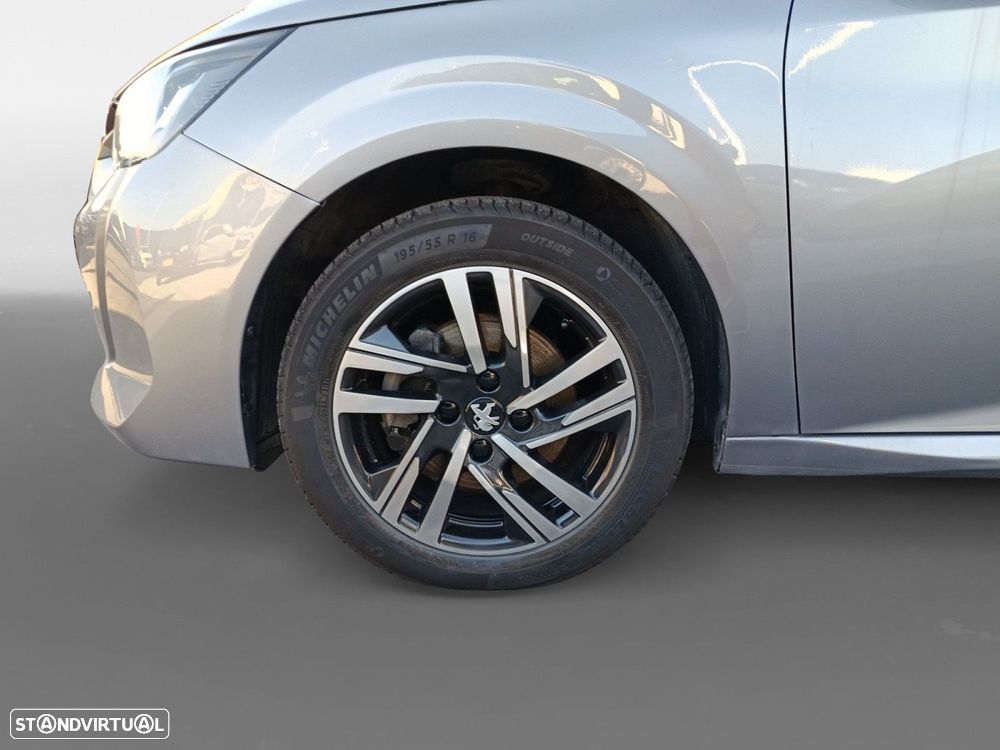 Peugeot 208 1.2 PureTech Allure EAT8 - 14