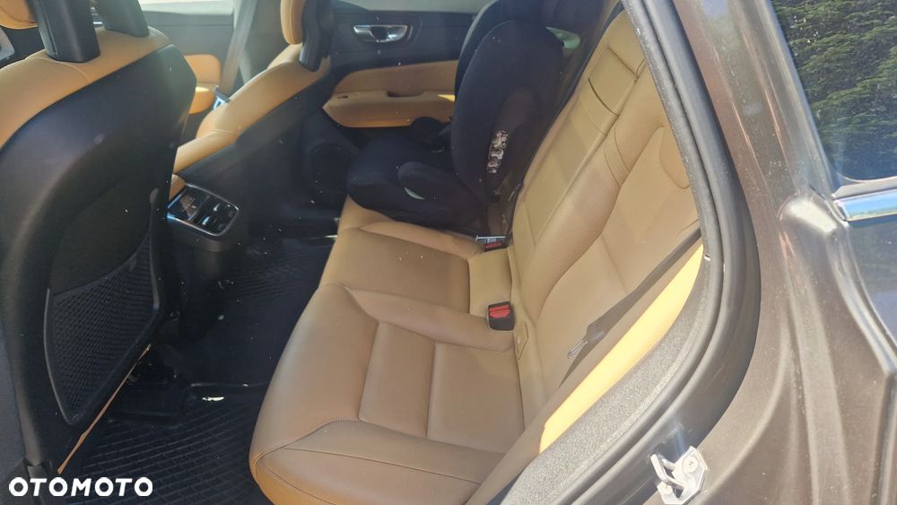 Volvo XC 60 D4 AWD Geartronic Inscription - 18