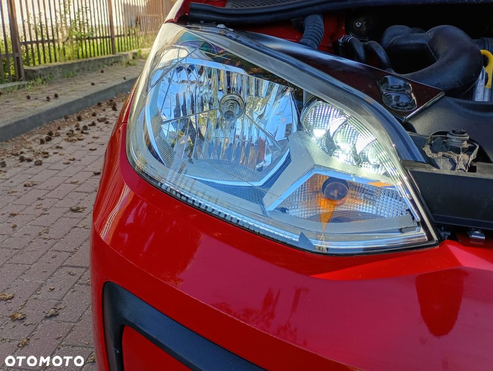 Volkswagen up! 1.0 Beats - 30