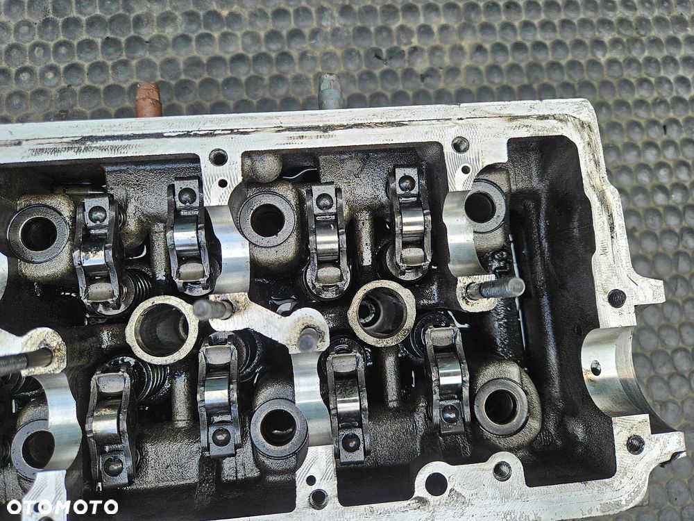 Głowica 0593S 0594S Lewa Prawa Wałki Zawory Pokrywa 2.7 3.0 TDI V6 Audi A4 B8 A5 A6 Q5 VW - 5