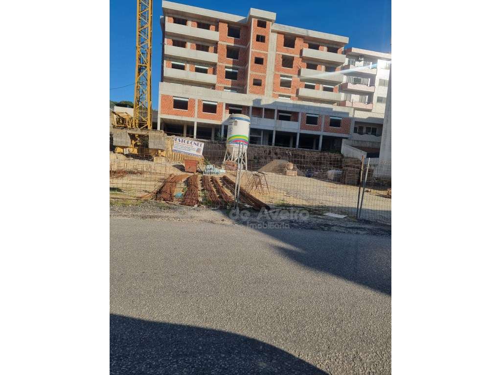 Apartamento T 3 com varanda e garagem-Oliveira Azemeis - Grande imagem: 3/11